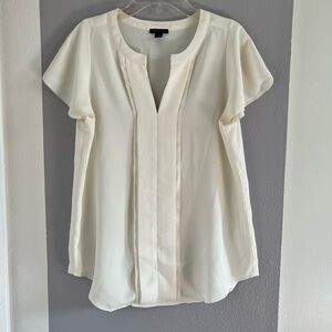 Ann Taylor Front Pleated Short Sleeve Blouse